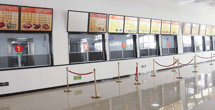 ������У԰����