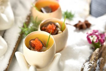 �ձ���������