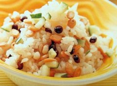 <b>�и߿�����һ��Ӫ��ʳ��</b>