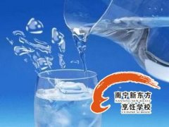 ÿ���ˮ4���ɷ�ֹ��Ѫ��֢