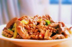 ��ÿ��һ�ˡ�֮������������