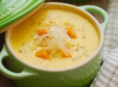 ÿ��һ�ˣ���֦��¶