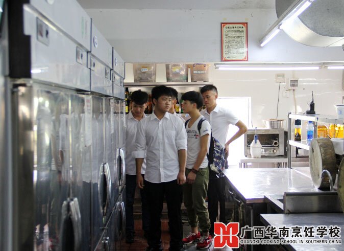 �����������ѧУ