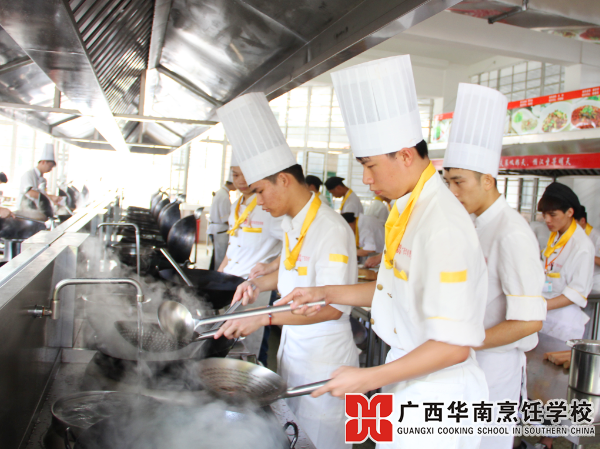 �����������ѧУ