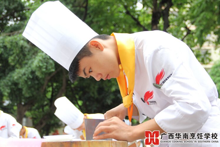 �����������ѧУ