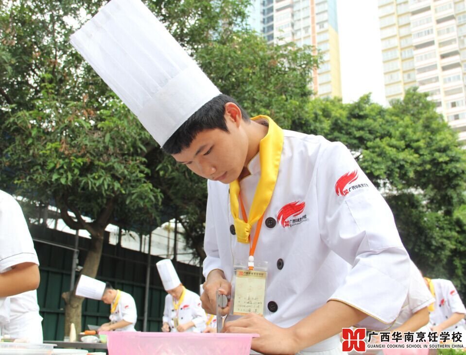 �����������ѧУ