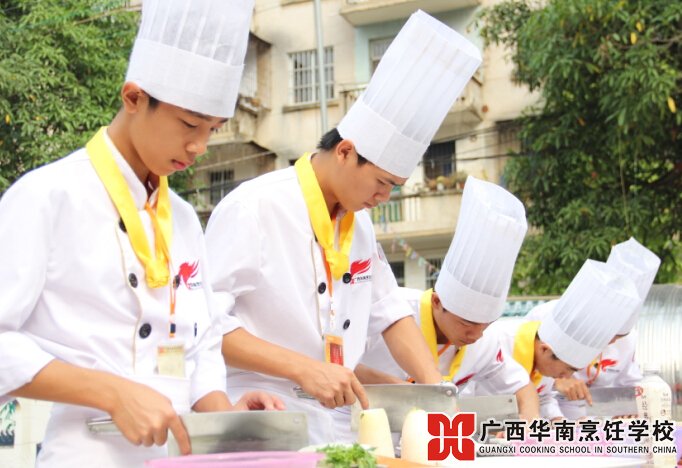 �����������ѧУ