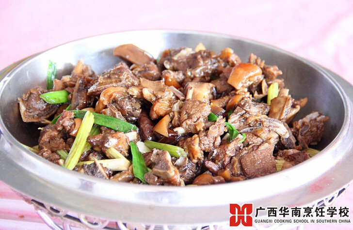 广西华南烹饪学校