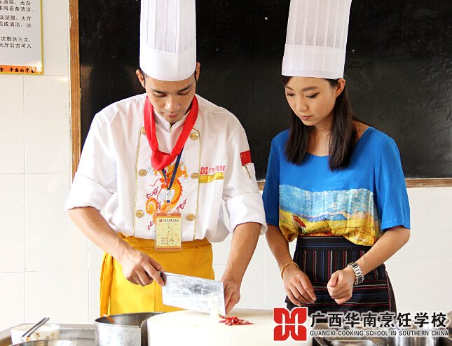 �����������ѧУ