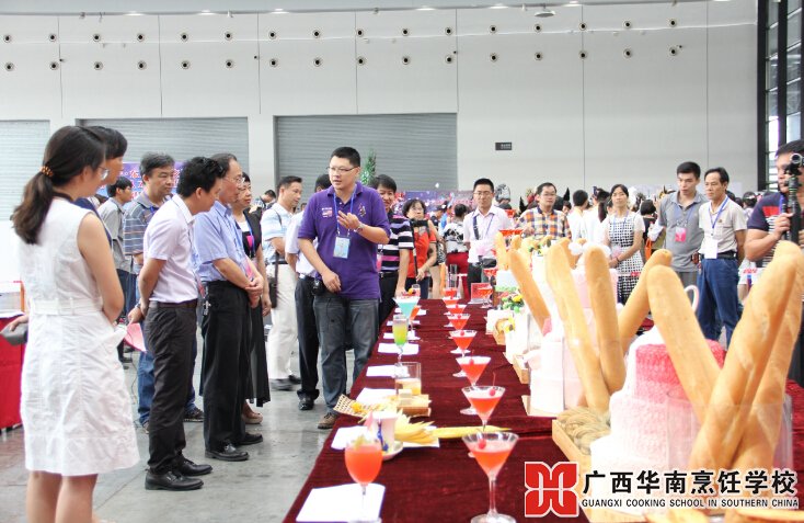 �����������ѧУ