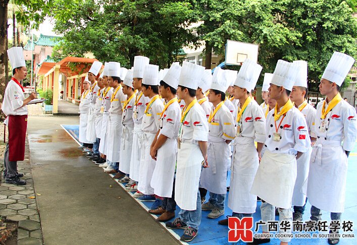 �����������ѧУ