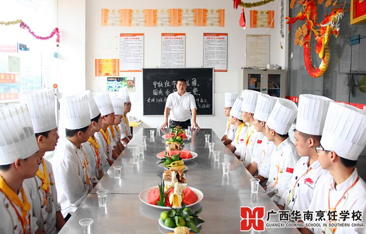 �����������ѧУ