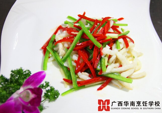 广西华南烹饪学校