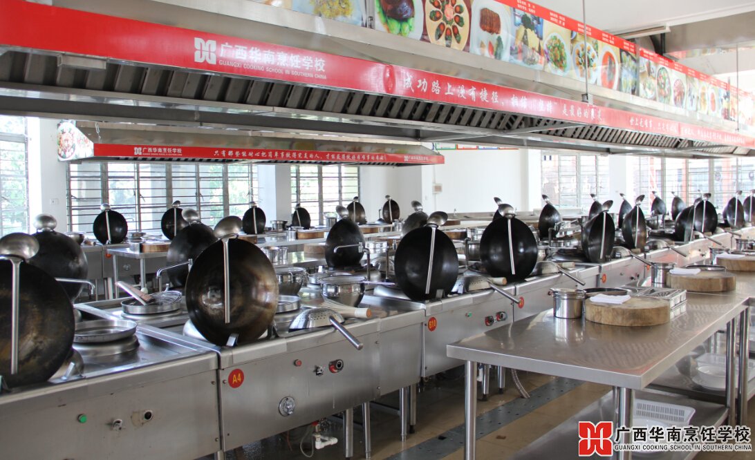 �����������ѧУ