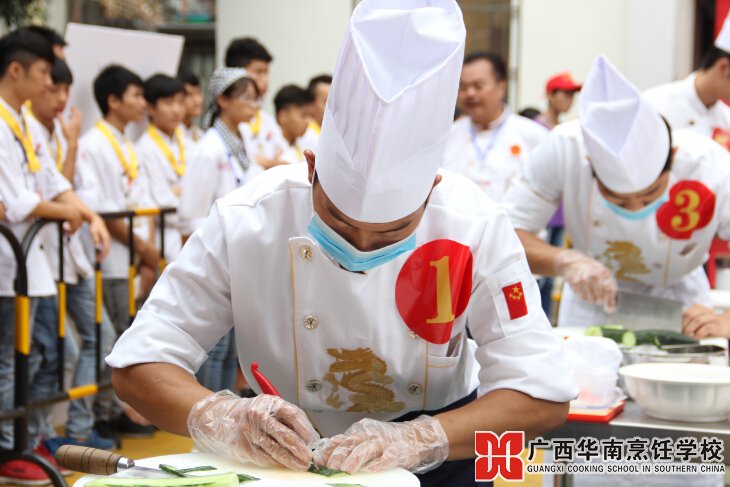 �����������ѧУ