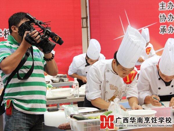 �����������ѧУ