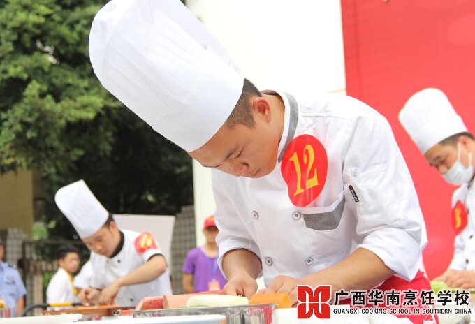 �����������ѧУ