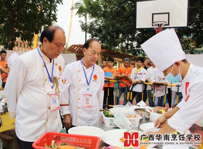 �����������ѧУ