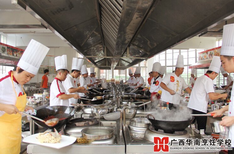 �����������ѧУ