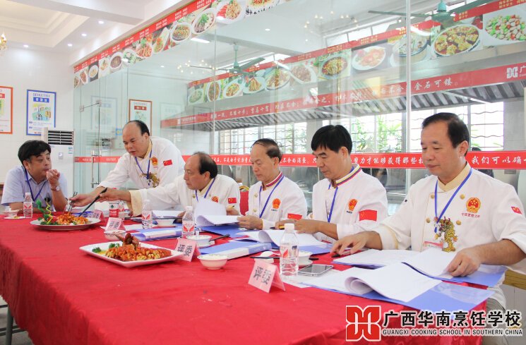 �����������ѧУ