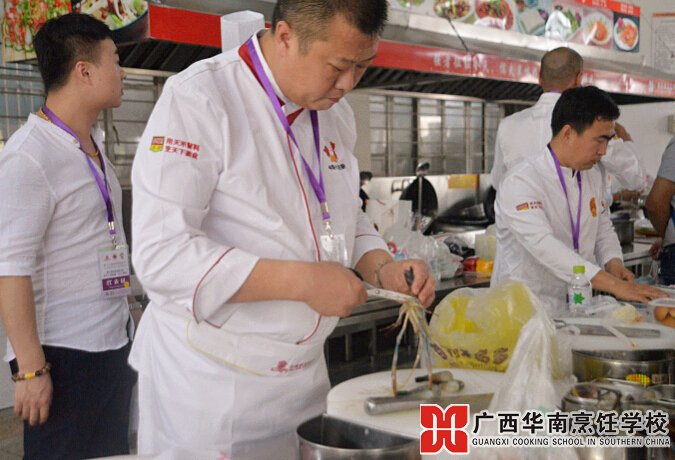 �����������ѧУ