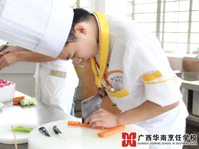 �����������ѧУ