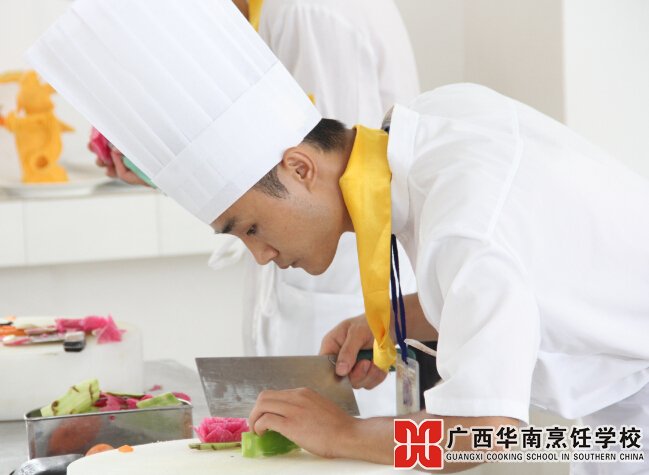 �����������ѧУ