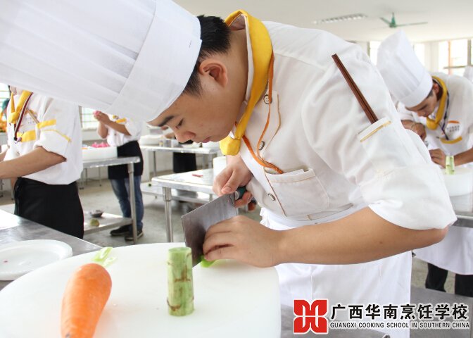 �����������ѧУ