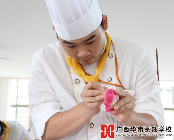 �����������ѧУ