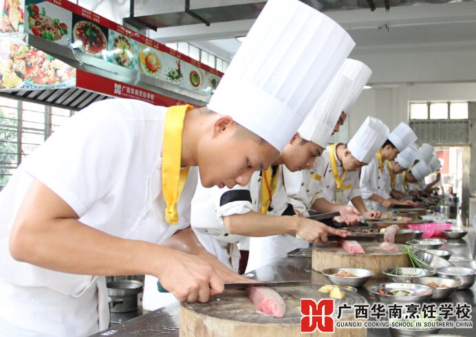 �����������ѧУ