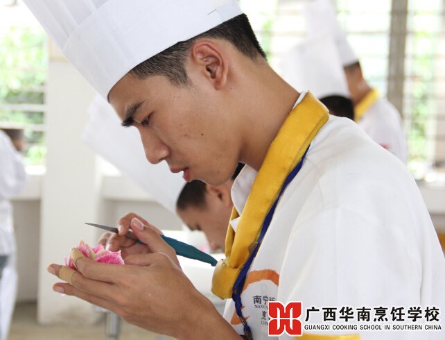 �����������ѧУ