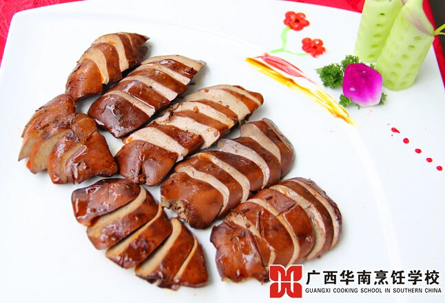 �����������ѧУ