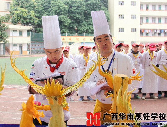 �����������ѧУ