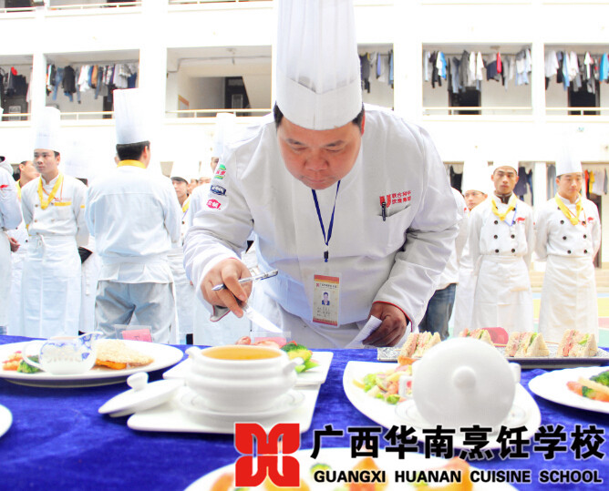 �����������ѧУ