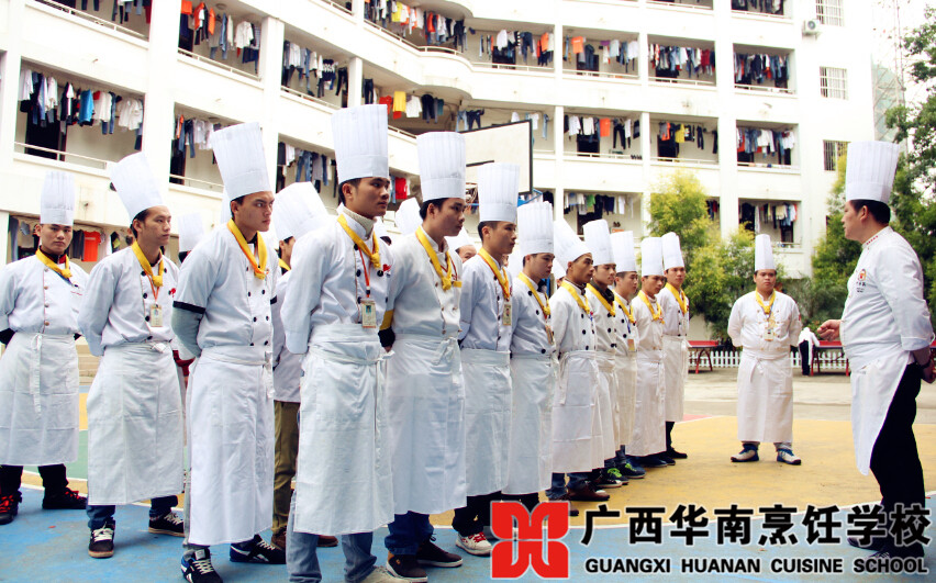 �����������ѧУ