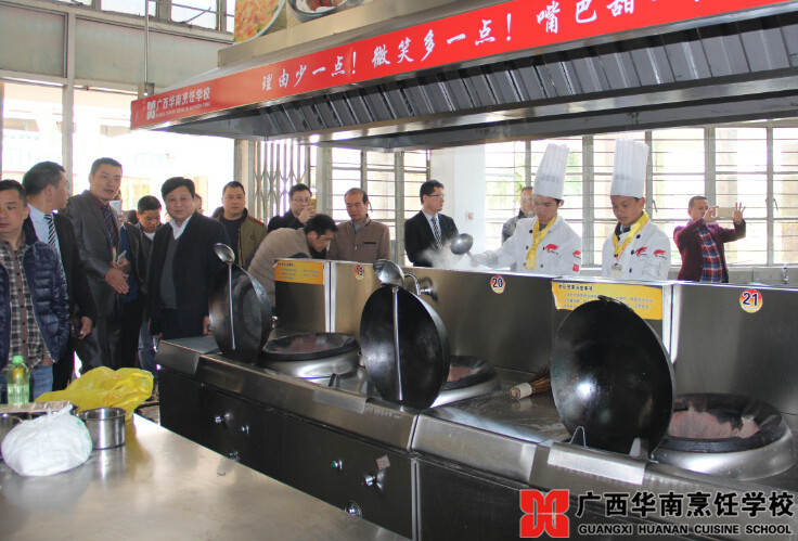 �����������ѧУ