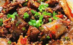 �����м�