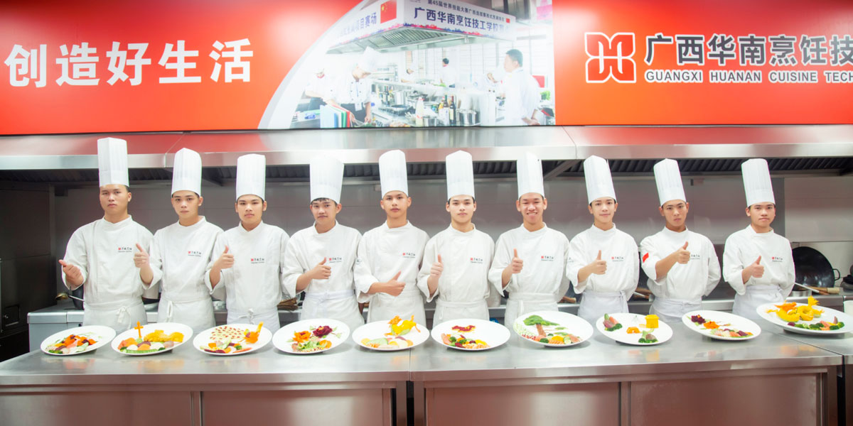 ������⿼���У԰����