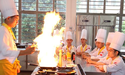 �����׷�����